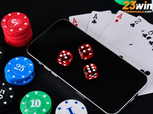 Xóc đĩa là một trò chơi dân gian truyền thống phổ biến tại Việt Nam